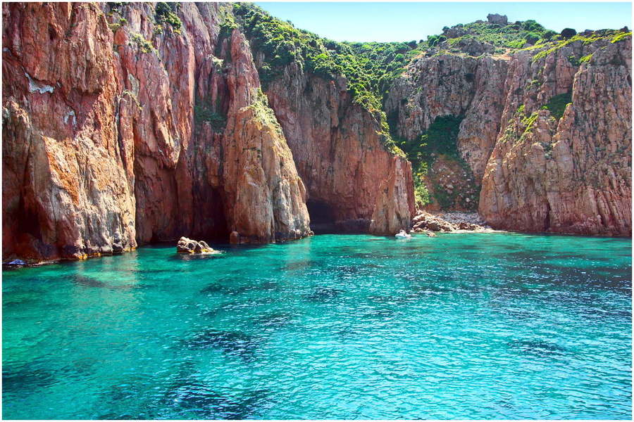 la réserve naturelle de Scandola, la Corse 