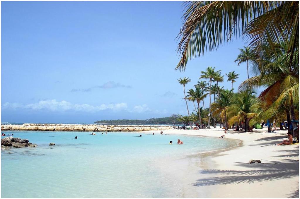 La plage de Sainte-Anne en Guadeloupe