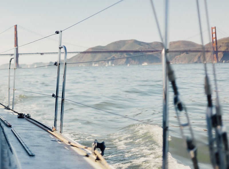 sailing yacht Sailing Upwind and Downwind – the Differences