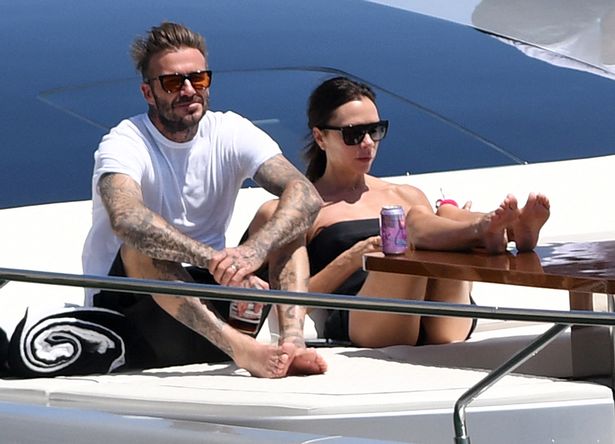 celebrities with luxury yachts