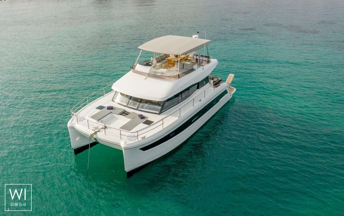 Endless Beauty  Fountaine Pajot MY 44 Exterior 1