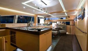 Ipharra  Sunreef Catamaran Sail 102' Interior 3