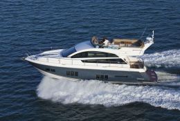 Get lucky  Fairline Squadron 50 Exterior 3