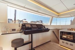 VALENTINE  Sunreef Yachts Sail 60 LOFT Interior 17