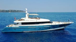SPICE OF LIFE   Yacht 31m Exterior 1