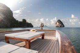 MAHA BHETRA   Motoryacht Thai-crafted wooden hull Interior 12